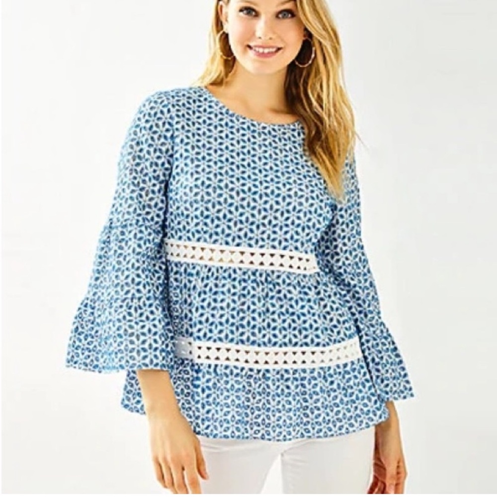 Lilly Pulitzer Blue Patterned Women's Top - Picture 4 of 6
